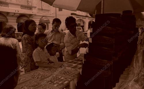 KL01_130490_HARIRAYA