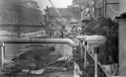 KL01_13081984_GELUNG_AIR