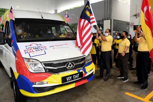 DATUK SERI HASNOL ZAM ZAM AHMAD