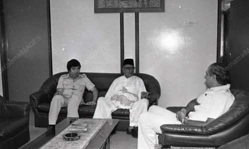 TUNKU ABDUL RAHMAN