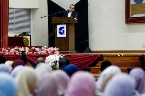 DR MOHD AZAM AHMAD