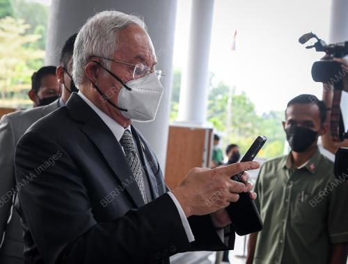 DATUK SERI NAJIB TUN RAZAK