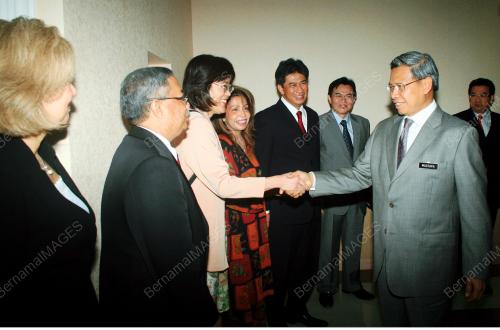 MUSTAPA MOHAMED