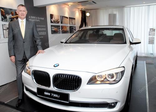 PELANCARAN BMW 730Li