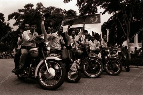 MOTOR TOUR BELIA MALAYSIA