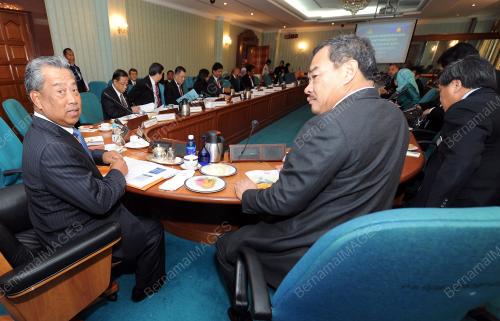 KL01_14062012_MESYUARAT
