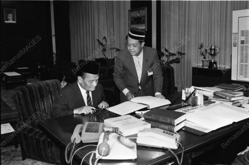 Datu Mustapha angkat sumpah