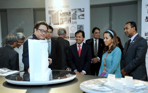 KL01_14072017_PETRONAS