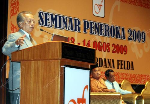 MOHD YUSOF NOOR