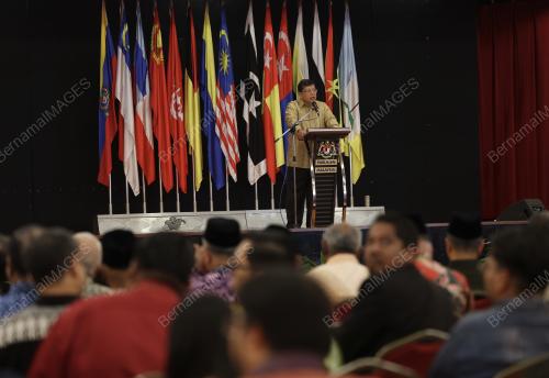 TAN SRI JOHARI ABDUL