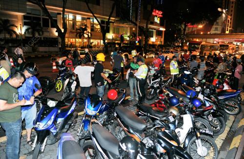 OPERASI SEKATAN JALAN RAYA