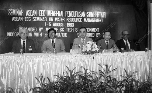 KL01_15012015_ASEAN_EEC