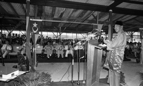 KL01_15012015_SEKOLAH_TUNGKU