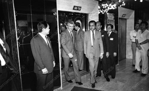 PERDANA MENTERI AUSTRALIA