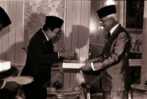 SULTAN AZLAN MUHIBBUDDIN SHAH