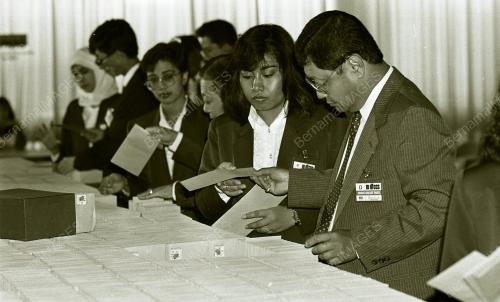 KL01_150390_BALLOTING