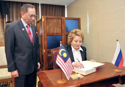 KL01_15032016_PARLIMEN