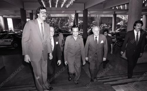 DR. MAHATHIR MOHAMAD