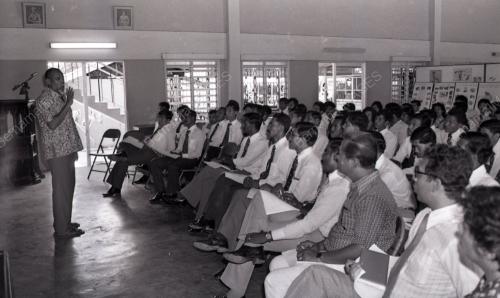PEGAWAI PENJARA