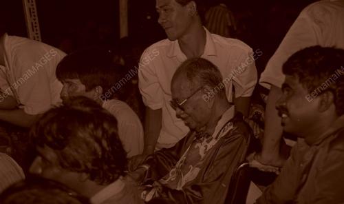 TUNKU ABDUL RAHMAN MESYUARATPERSETUJUAN PEMIMPIN