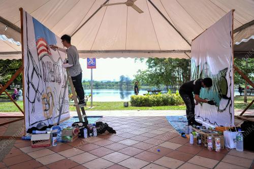 KL01_15042018_GRAFITI_BN201804145254