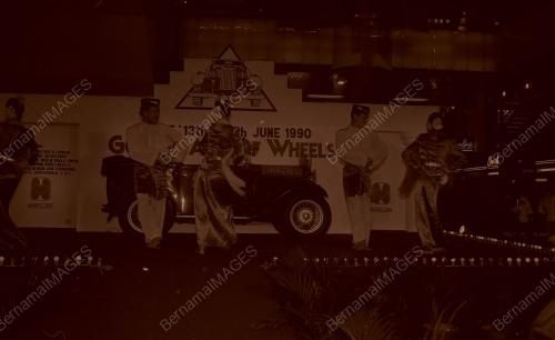 KL01_150690_KERETA