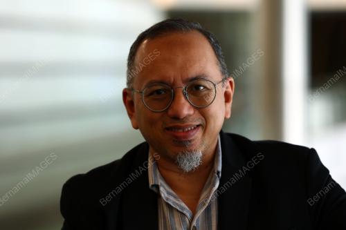 AHMAD MURIZ CHE ROSE