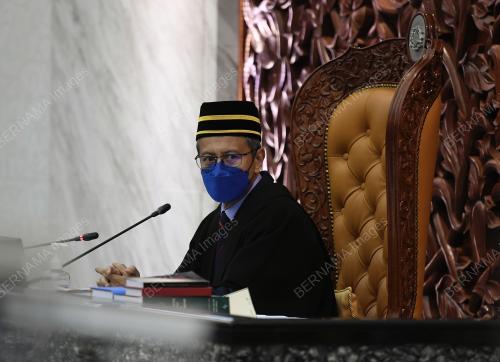 TAN SRI AZHAR AZIZAN HARUN