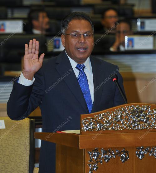 KL01_15122016_SENATOR