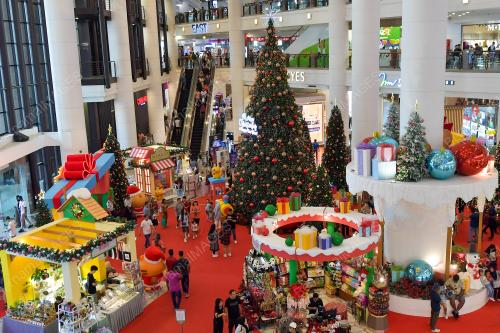 TINJAUAN PERSIAPAN HARI NATAL