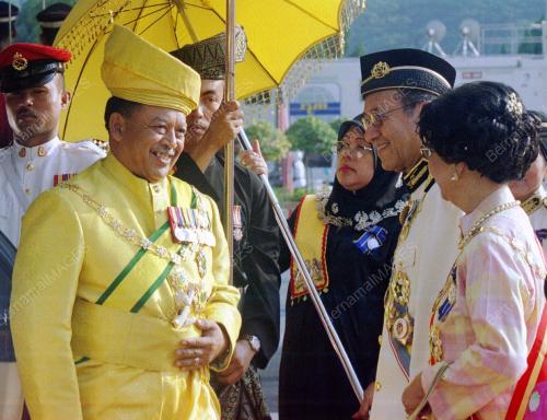 KL01_16022016_AGONG_BARU