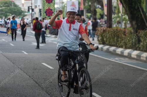 DATUK DR SHAHRUDDIN MD SALLEH