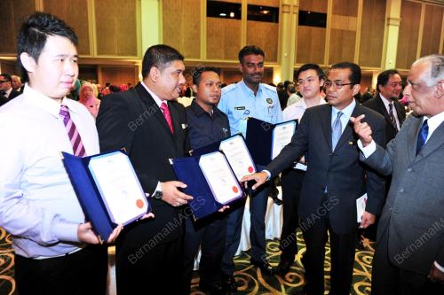 KL01_16042012_KHALED_NORDIN