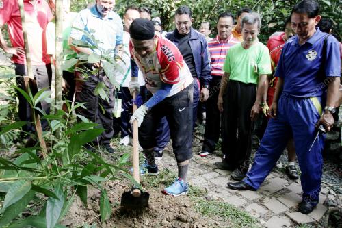 KL01_16042016_GOGREEN