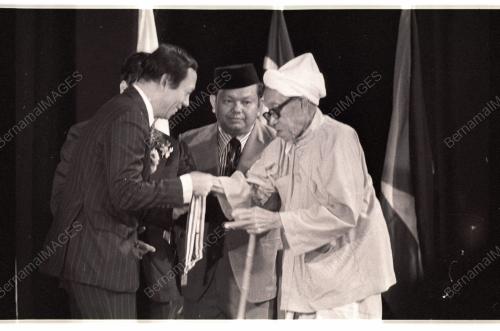 HARI GURU