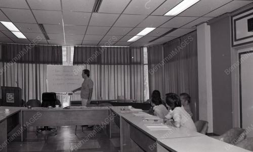 KURSUS DI BILIK LATIHAN BERNAMA