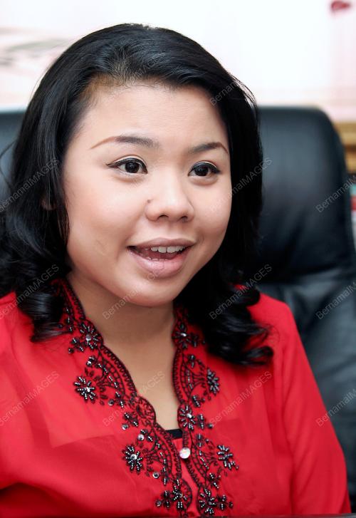 ERNI DEKRITAWATI YULIANA BUHARI