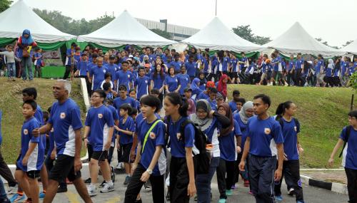 KL01_17042016_WALKATHON