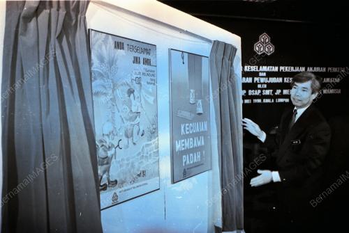 DATUK LIM AH LEK