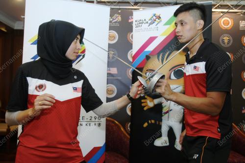 KL01_17052017_PEDANG_BN197001013824