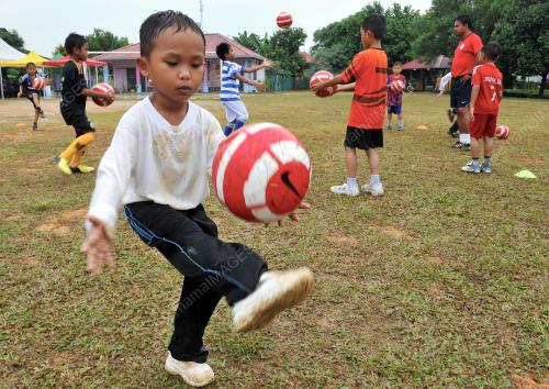 KL01_17062012_KLINIK_BOLA