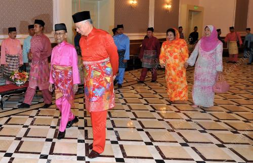 KL01_17072015_AGONG