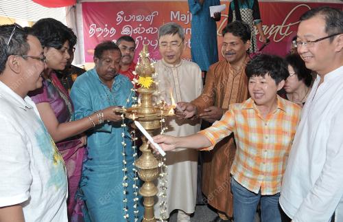 KL01_17112013_DEEPAVALI