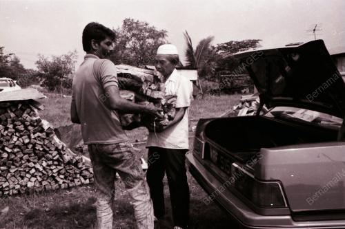 JUAL KAYU API