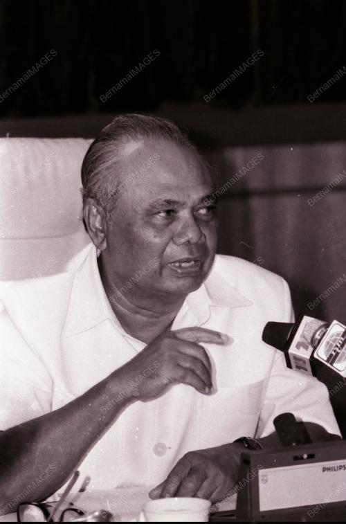 TUN ABDUL GHAFFAR BIN BABA