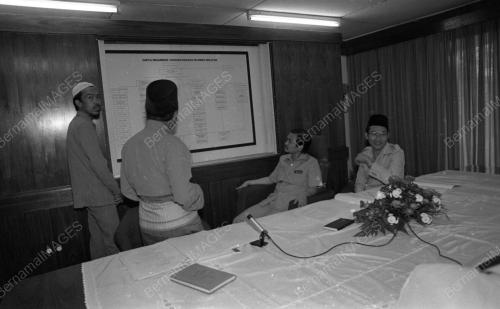 KL01_18022015_LAWAT_YAYASAN