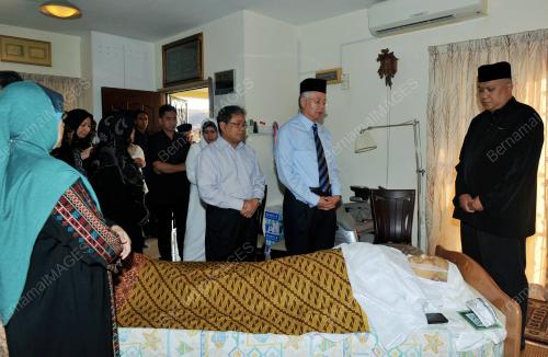 KL01_18032013_PM_ZIARAH