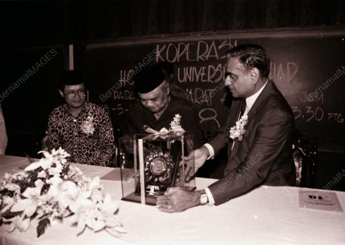 TUN ABDUL GHAFFAR BIN BABA