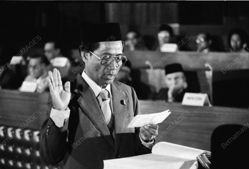 DEWAN NEGARA
