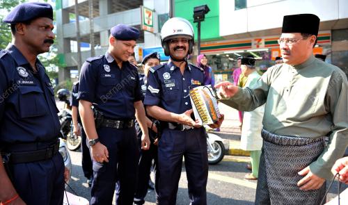 KL01_19082012_POLIS